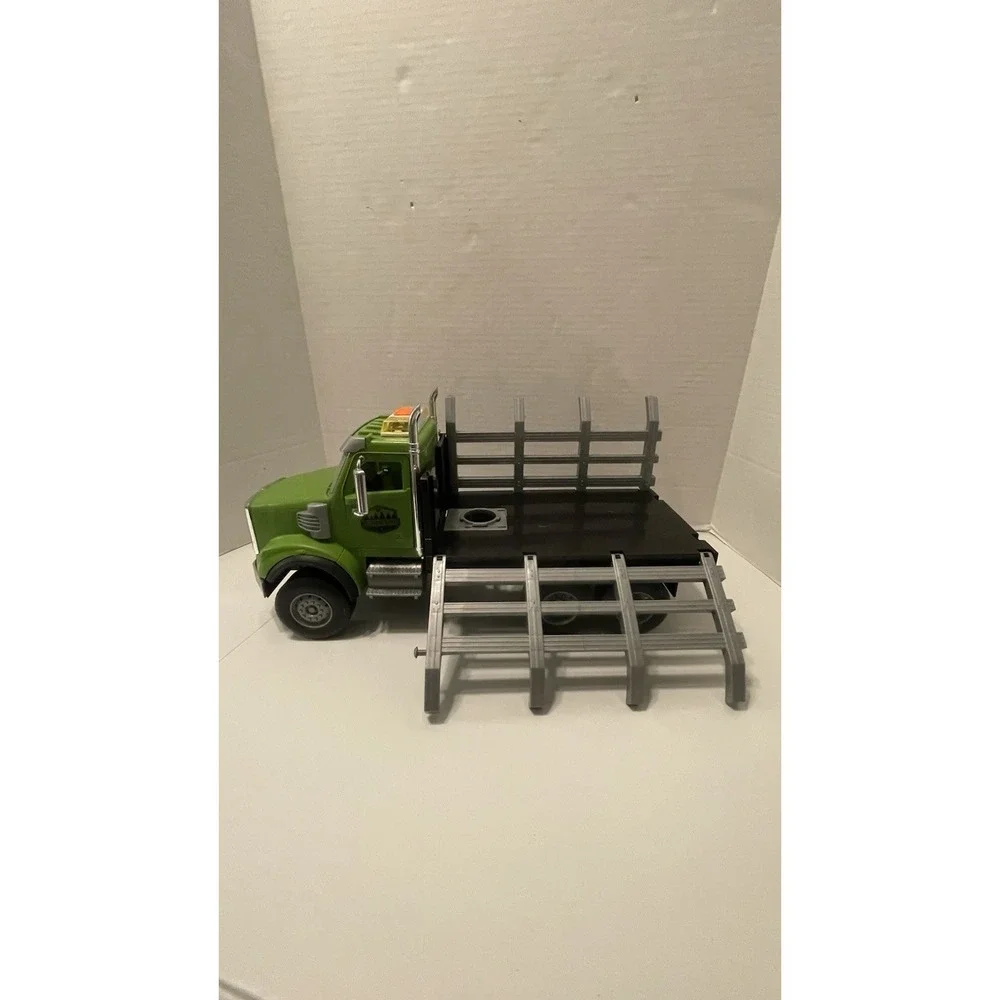 LIME GREEN & BLACK Freightliner  122SD  DBL-AXLE ROGUE Log TRUCK Mr Logging Serv